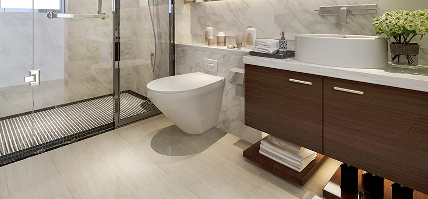 Burst Pipe Bathroom Cleanup in Lima